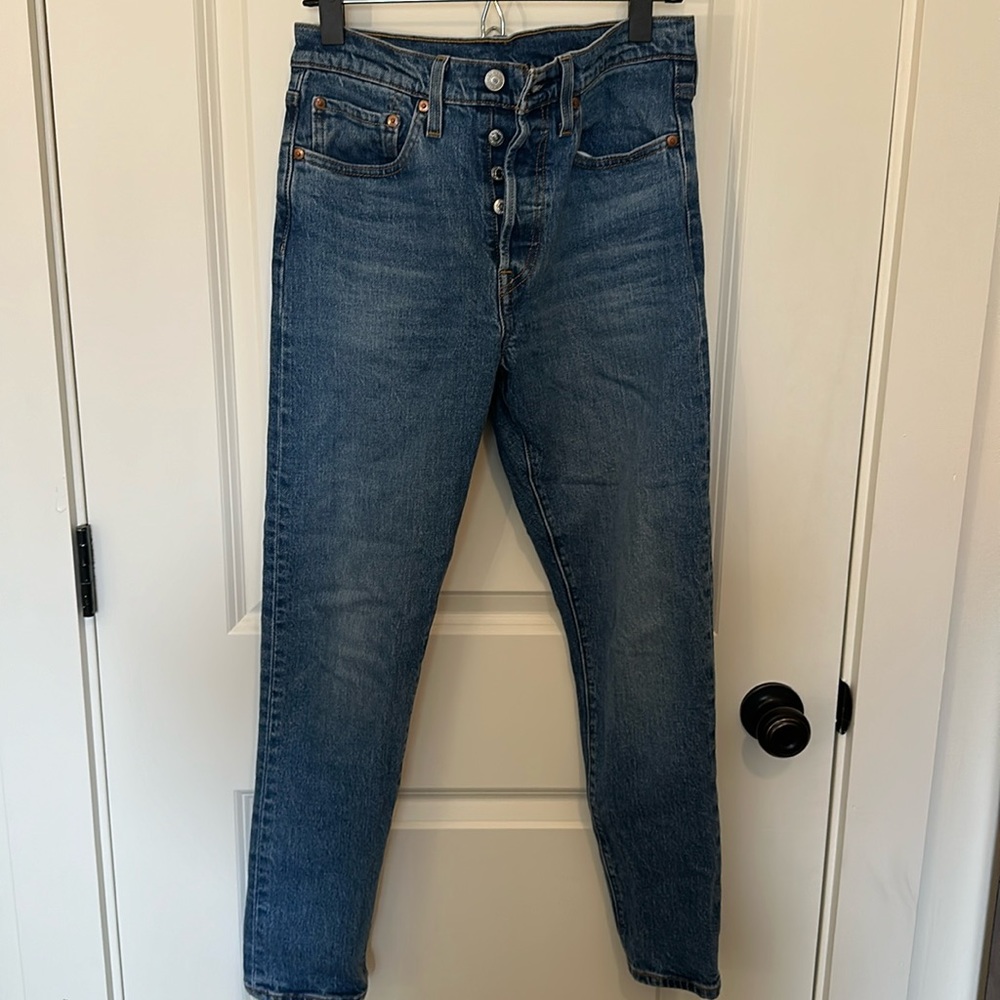 Levi’s 501 S Skinny Five Button High Rise Jean Size 27
